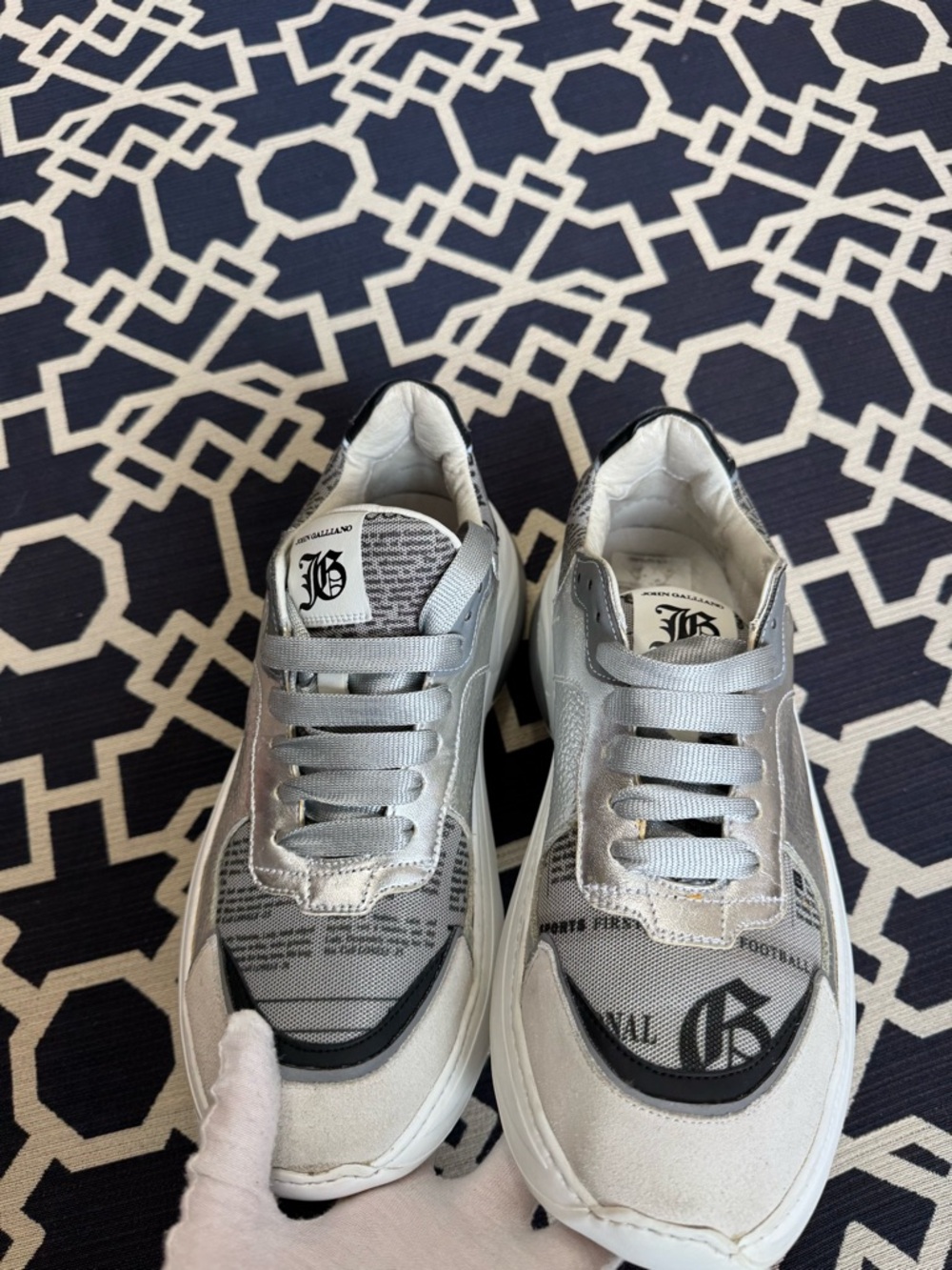 John Galliano Newspaper Chunky Sneakers White Silver Metallic Leather Size 41/10 - Picture 12 of 13